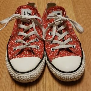 Converse All-Stars red with white stars